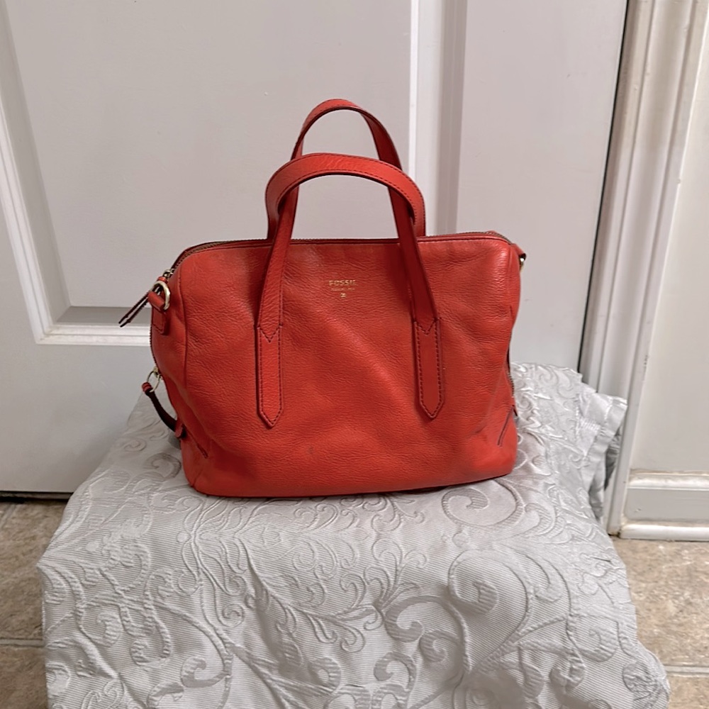 Fossil Sydney Satchel crossbody Coral red ❤️❤️❤️